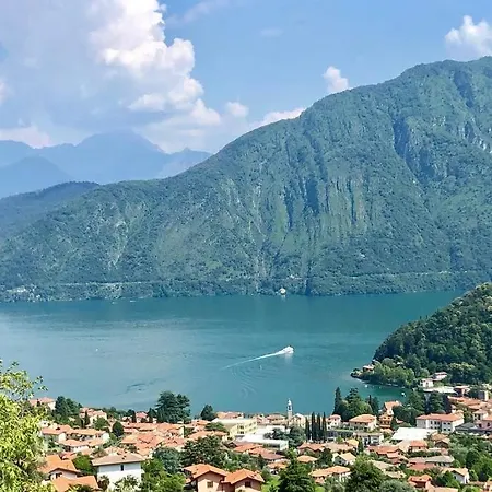 Villa Panoramica Private Sleeps 8-by Italian Lenno
