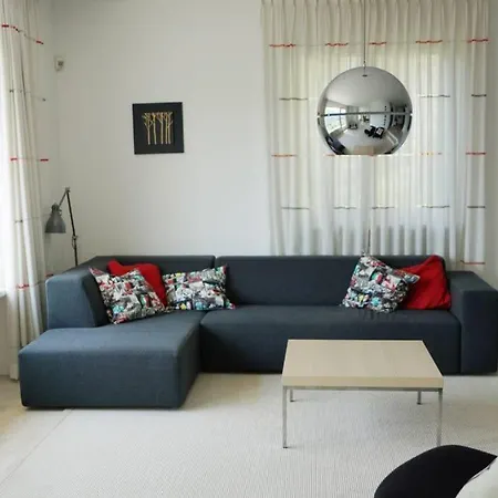 Panoramica Private Sleeps 8-by Italian فيلة لينّو